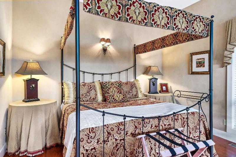 Laurel Valley Mountain Retreat image