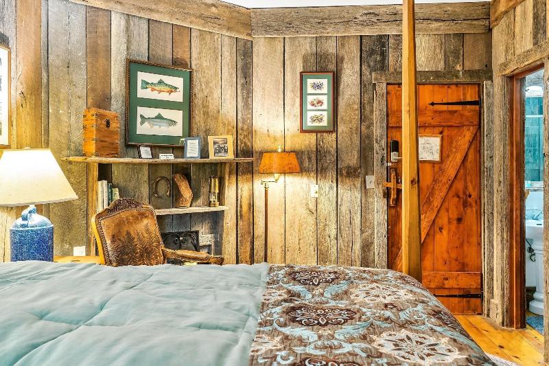 Laurel Valley Mountain Retreat image