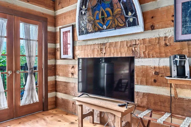 Laurel Valley Mountain Retreat image