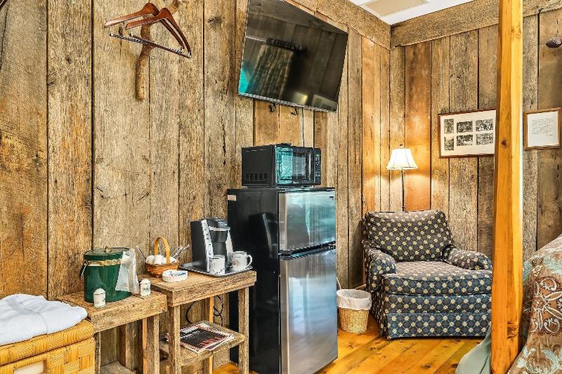 Laurel Valley Mountain Retreat image