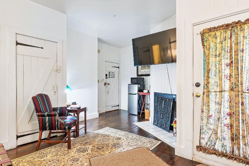 Laurel Valley Mountain Retreat image