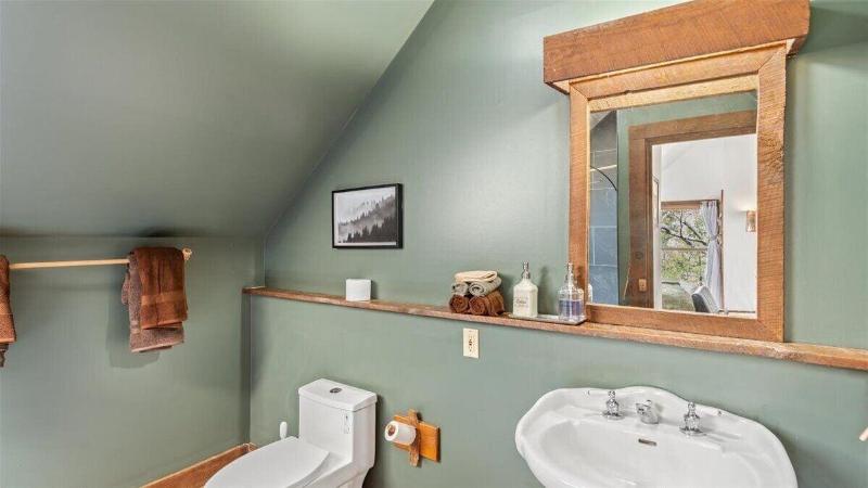 Laurel Valley Mountain Retreat image