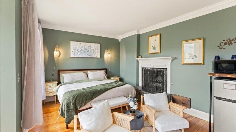 Laurel Valley Mountain Retreat image