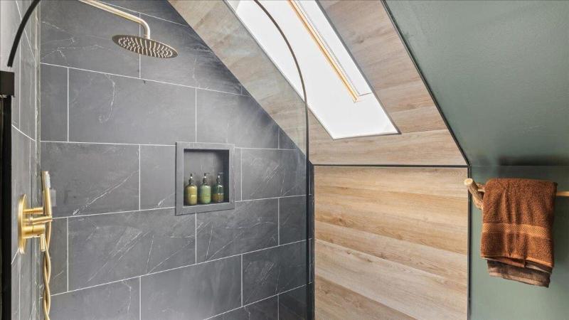 Laurel Valley Mountain Retreat image