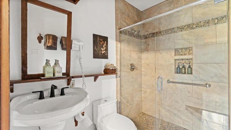 Laurel Valley Mountain Retreat image
