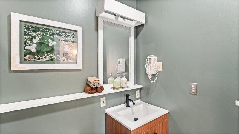 Laurel Valley Mountain Retreat image