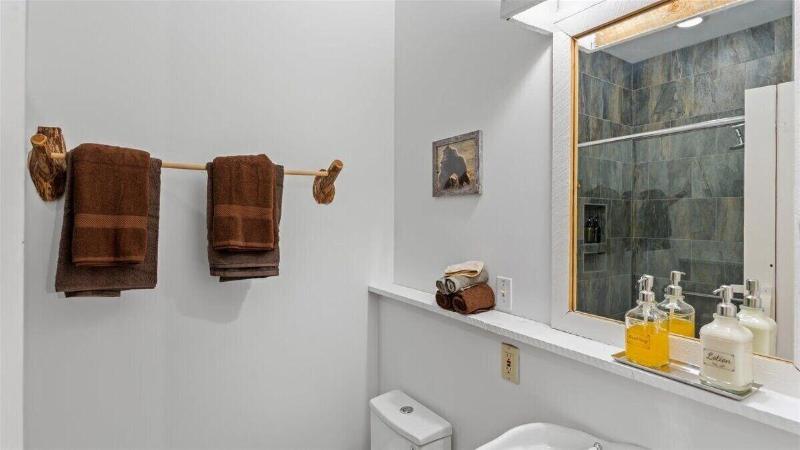 Laurel Valley Mountain Retreat image