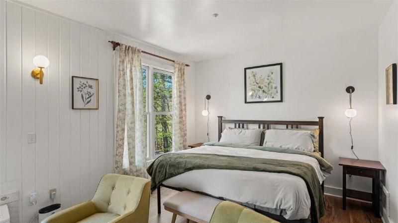 Laurel Valley Mountain Retreat image