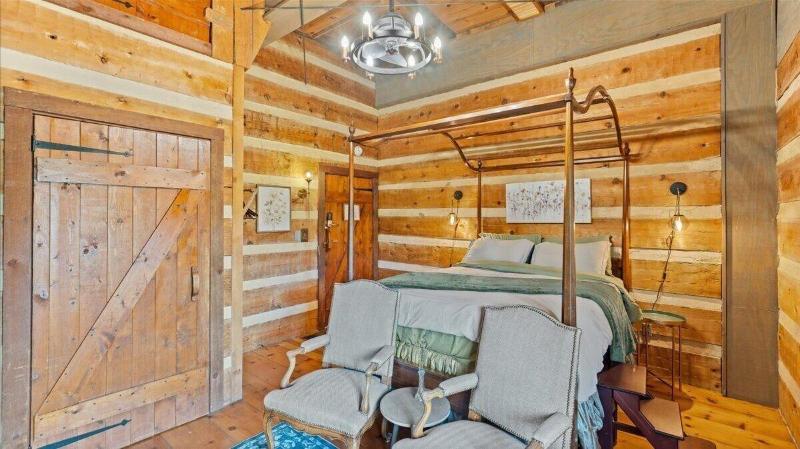 Laurel Valley Mountain Retreat image