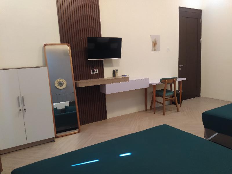 Satoe Atap Room Stay Syariah By Zuzu image