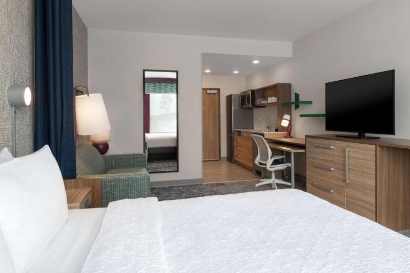 Home2 Suites By Hilton Sheboygan image