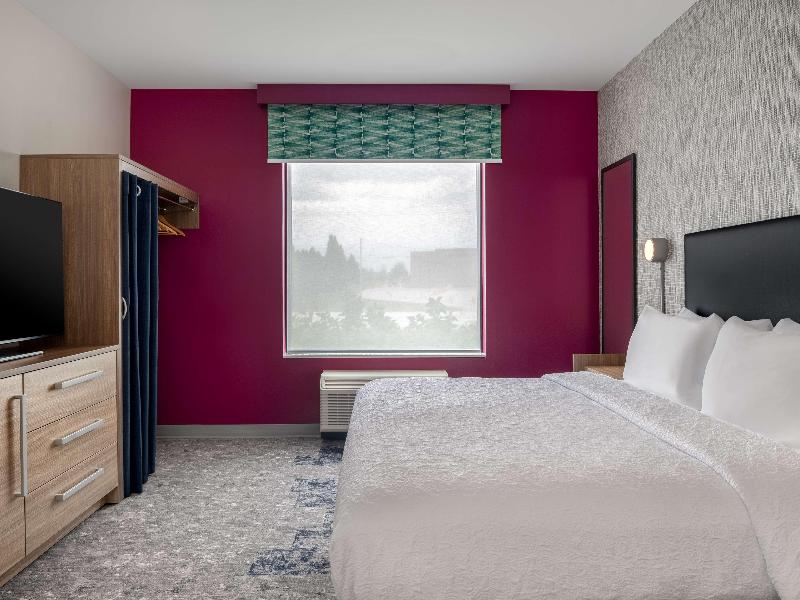 Home2 Suites By Hilton Sheboygan image