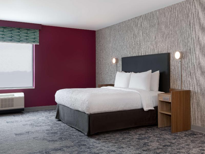 Home2 Suites By Hilton Sheboygan image