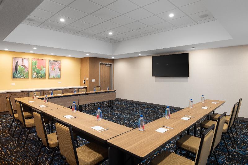Hampton Inn & Suites By Hilton Cottonwood image