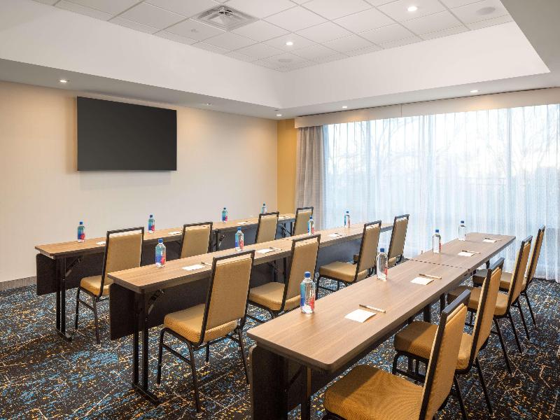 Hampton Inn & Suites By Hilton Cottonwood image