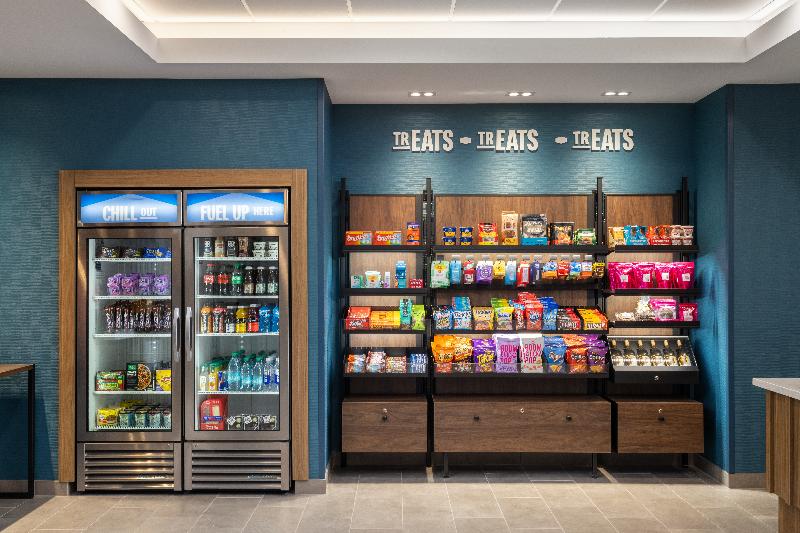Hampton Inn & Suites By Hilton Cottonwood image