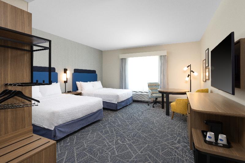 Hampton Inn & Suites By Hilton Cottonwood image