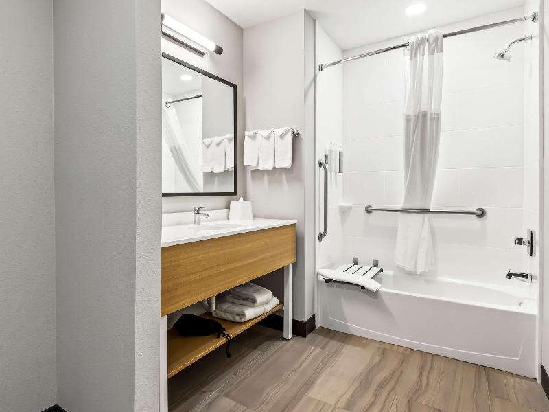 Spark by Hilton Catoosa Tulsa image