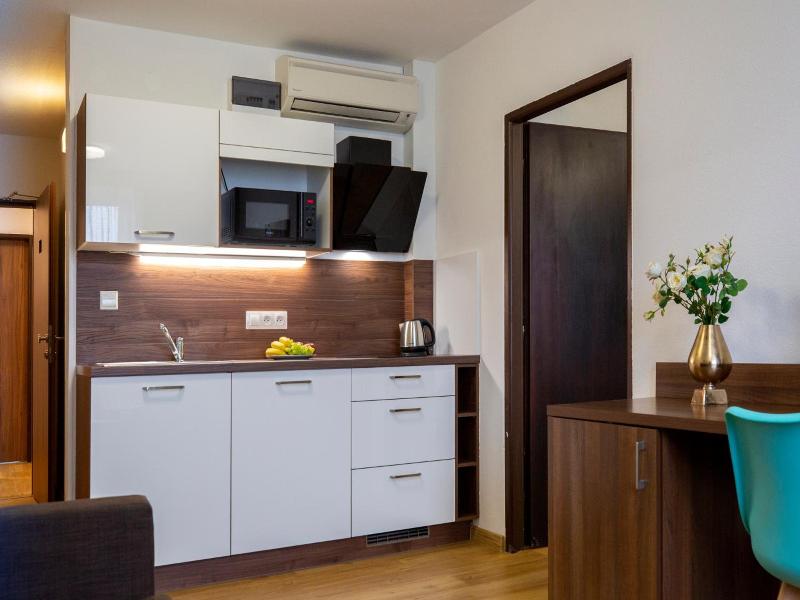 Wx Hotel image