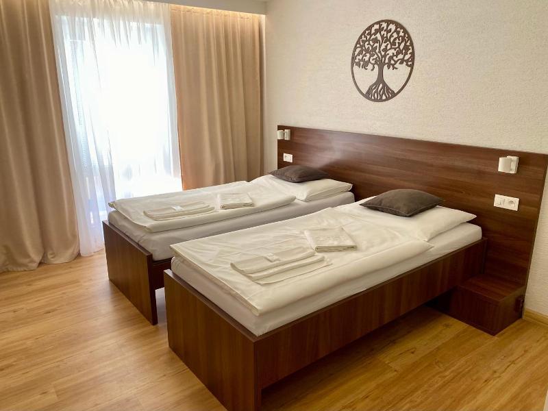 Wx Hotel image
