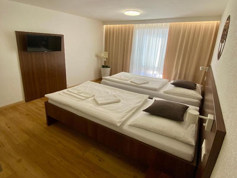 Wx Hotel image
