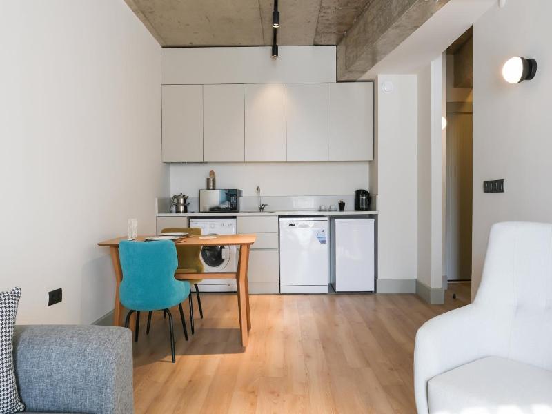Rudblu Suites image