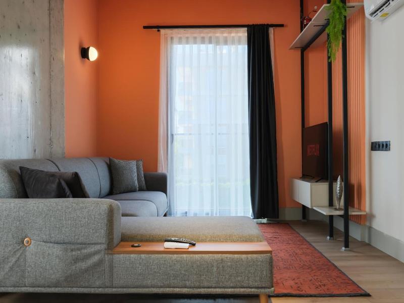Rudblu Suites image