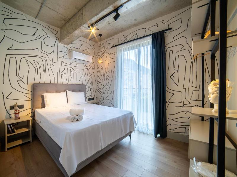 Rudblu Suites image
