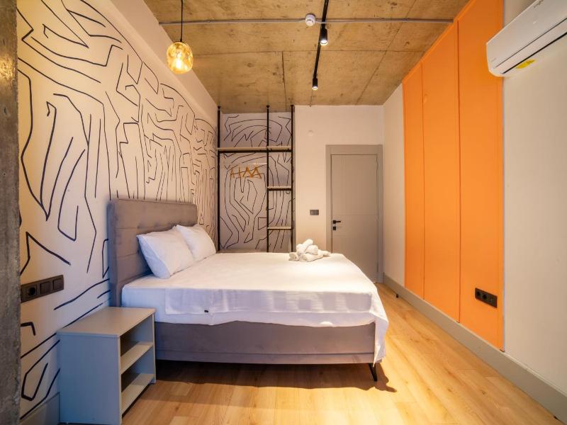 Rudblu Suites image