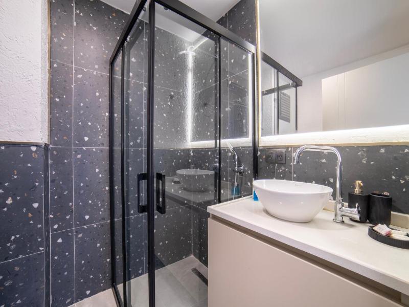 Rudblu Suites image