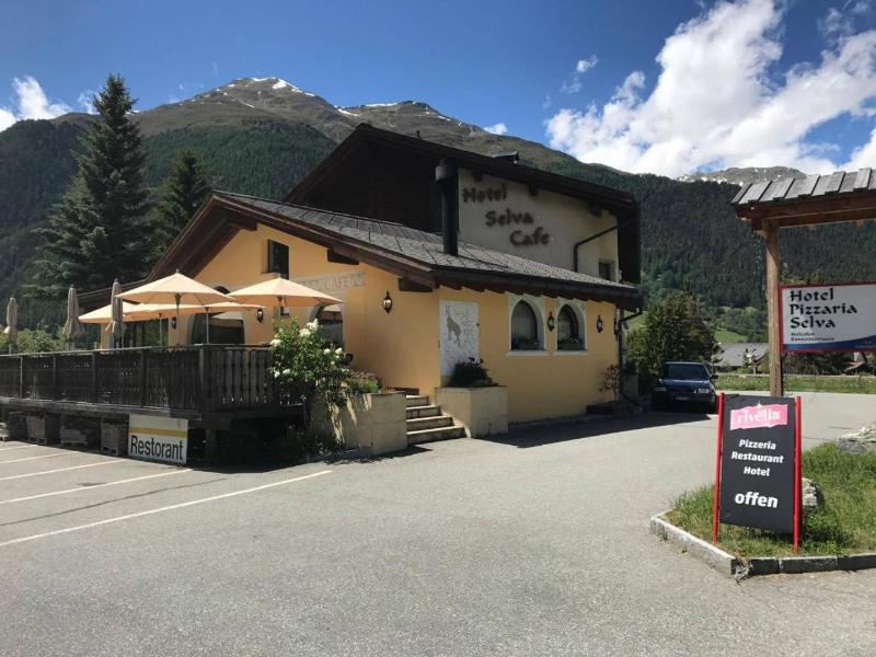 Hotel Pizzeria Selva image