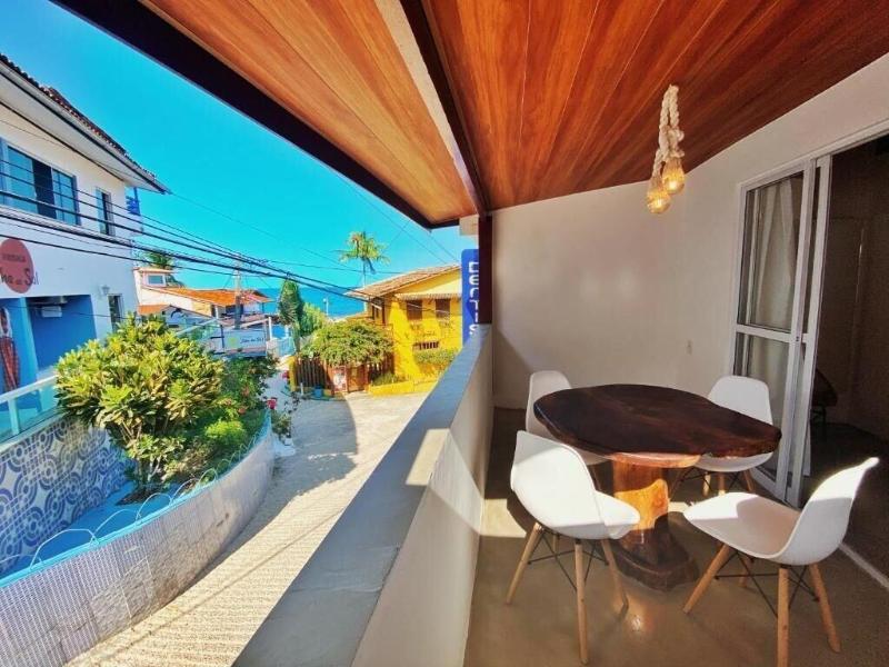 Primeira Praia Suites image