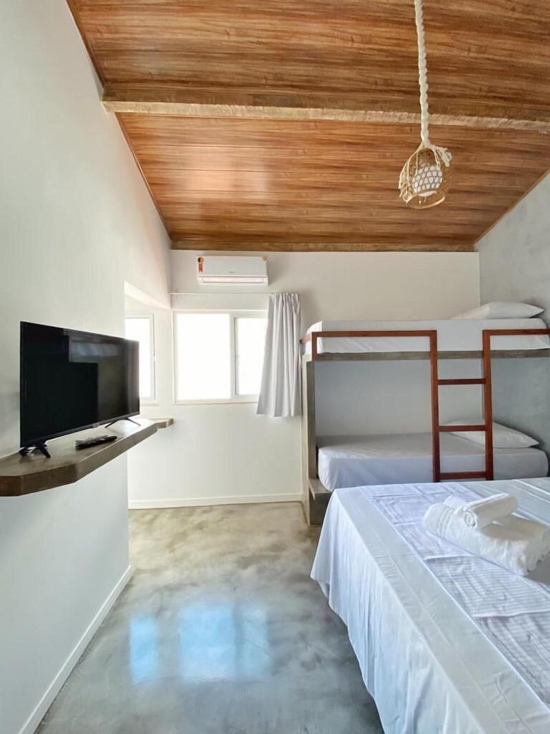 Primeira Praia Suites image