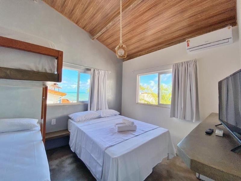 Primeira Praia Suites image