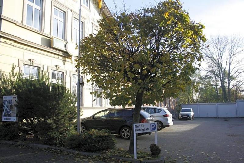Hotel Deutsches Haus image