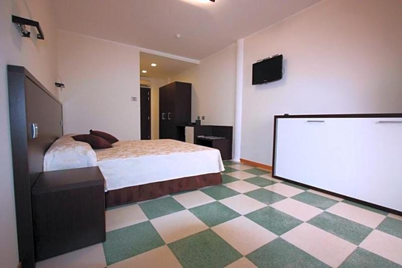 Hotel Bagni Arcobaleno image