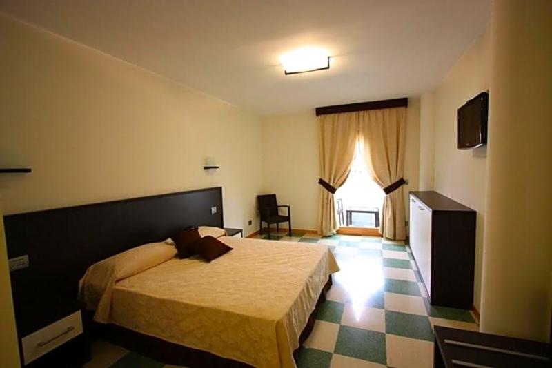 Hotel Bagni Arcobaleno image
