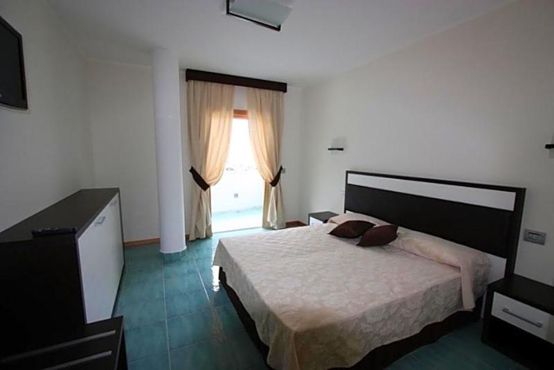 Hotel Bagni Arcobaleno image