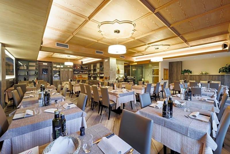 Hotel San Rocco image