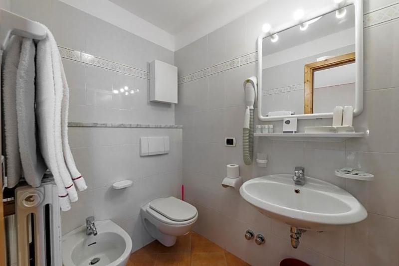 Hotel San Rocco image