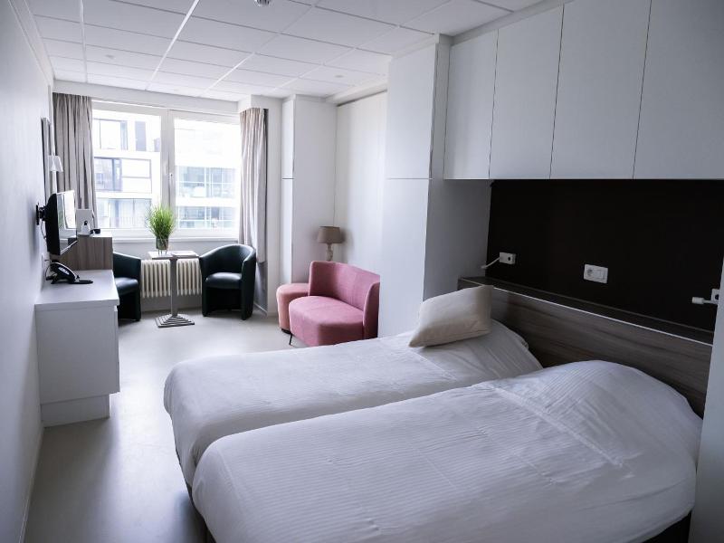 Rewindhotel image