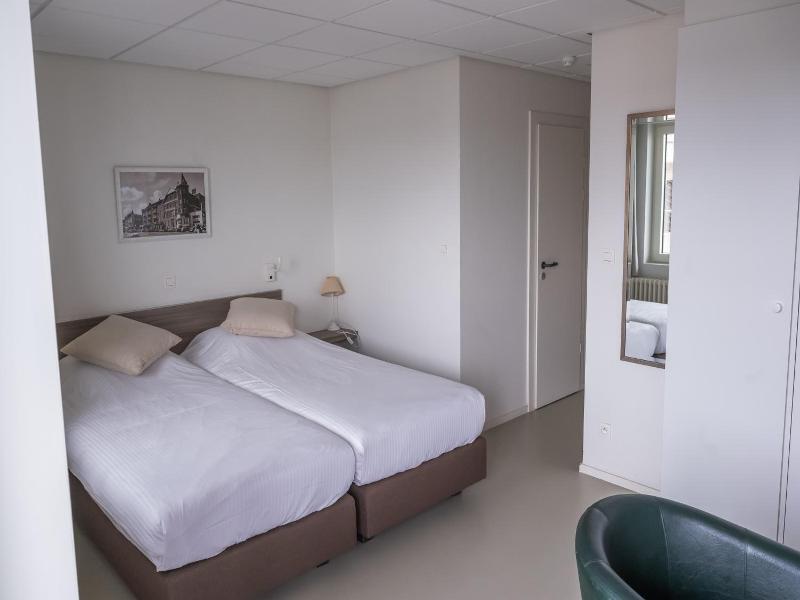 Rewindhotel image