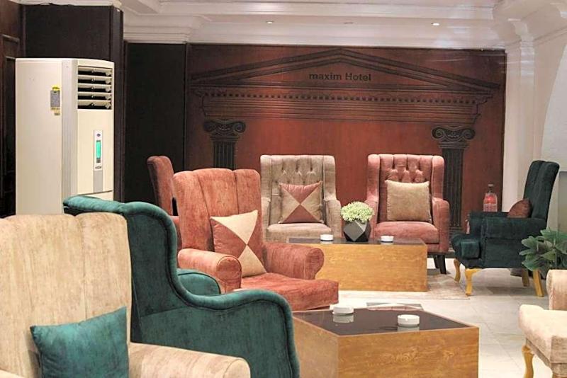 Maxim Hotel image