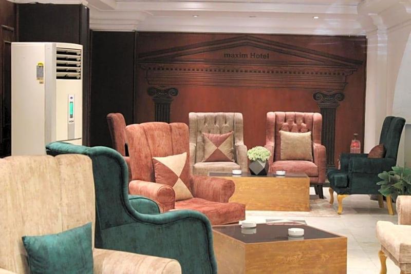 Maxim Hotel image