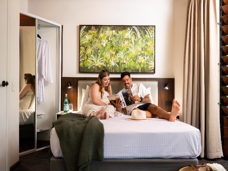 Palms City Resort image