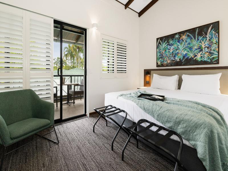Palms City Resort image