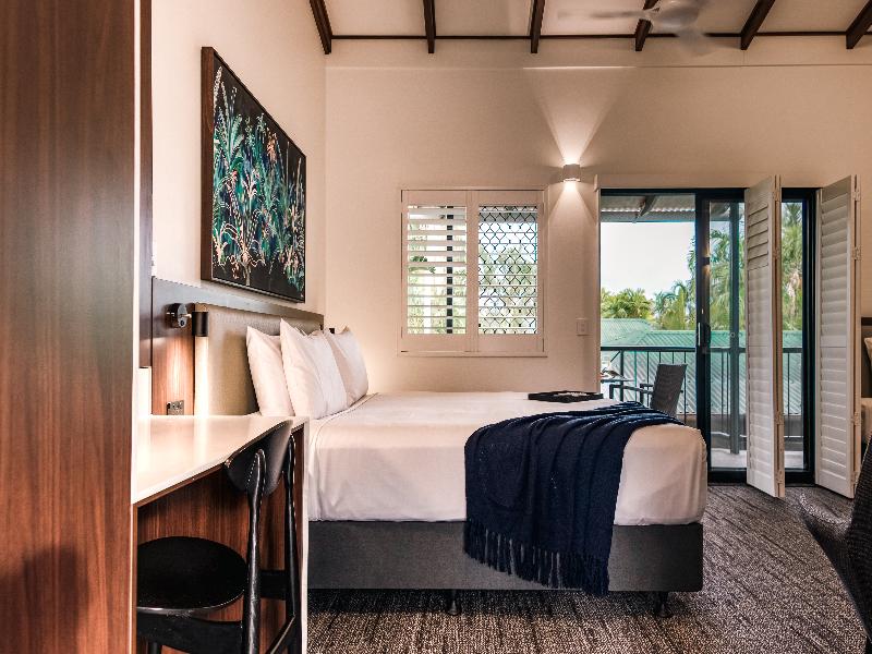 Palms City Resort image