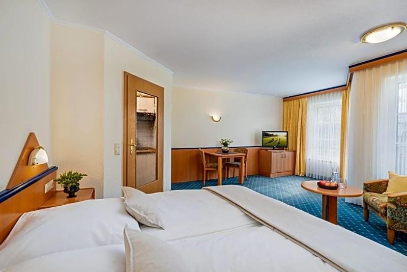 Hotel Riedenburg image