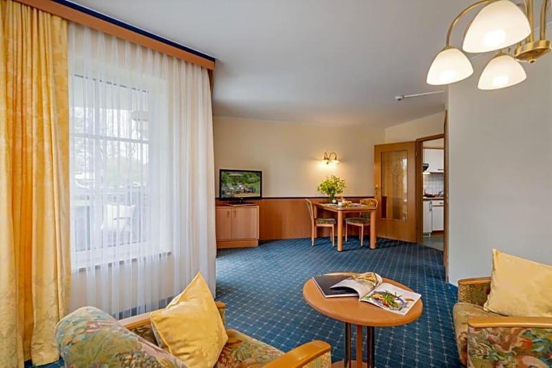 Hotel Riedenburg image
