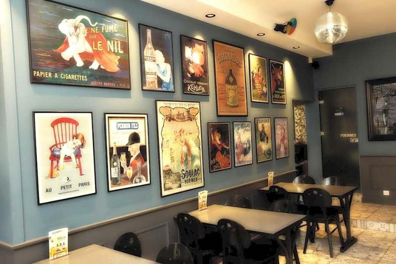 Cafe De Paris image